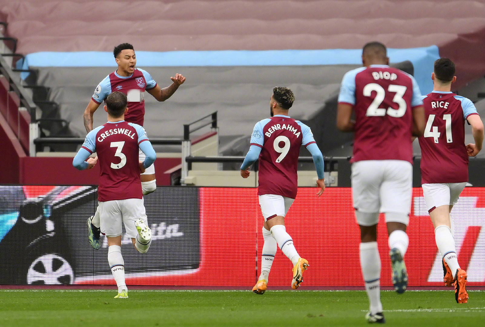 正面回應！貝林厄姆直言在皇馬比多特“好上十倍”！.